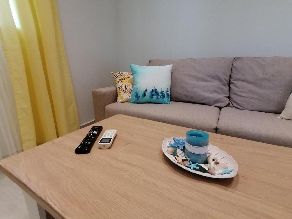 Sea Pleasure Apartment Peraia  Bagian luar foto