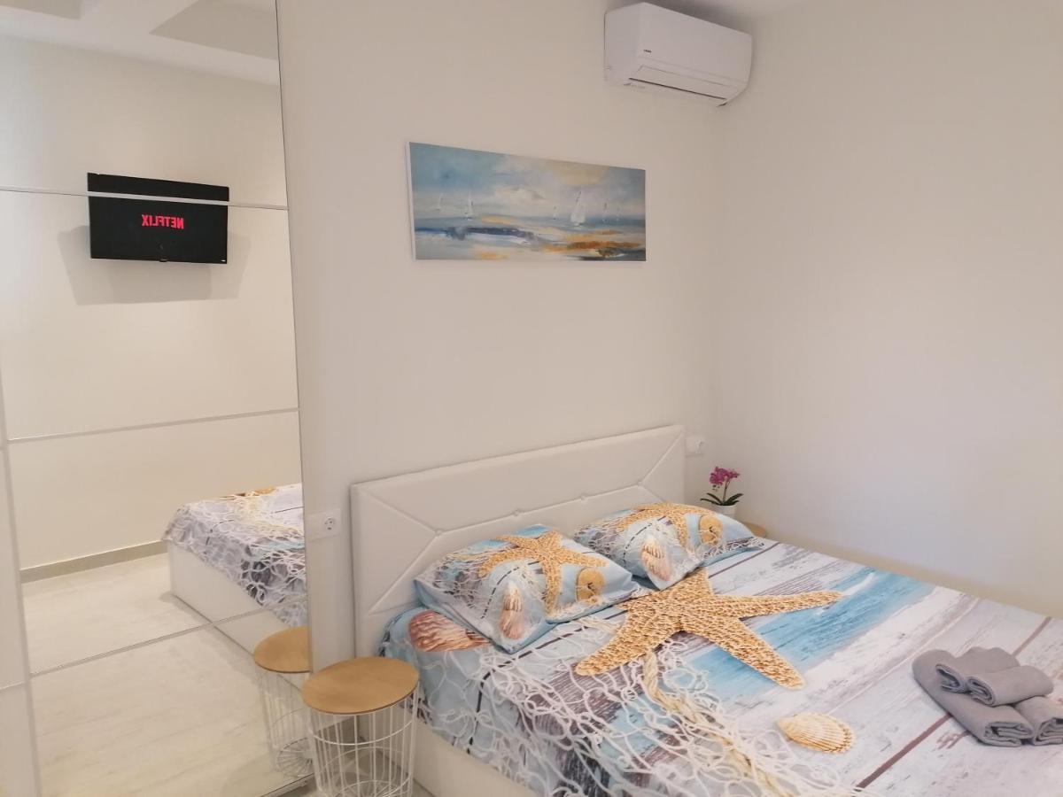Sea Pleasure Apartment Peraia  Bagian luar foto