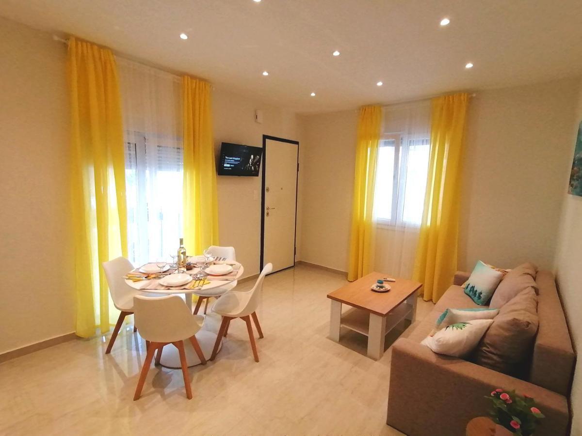 Sea Pleasure Apartment Peraia  Bagian luar foto