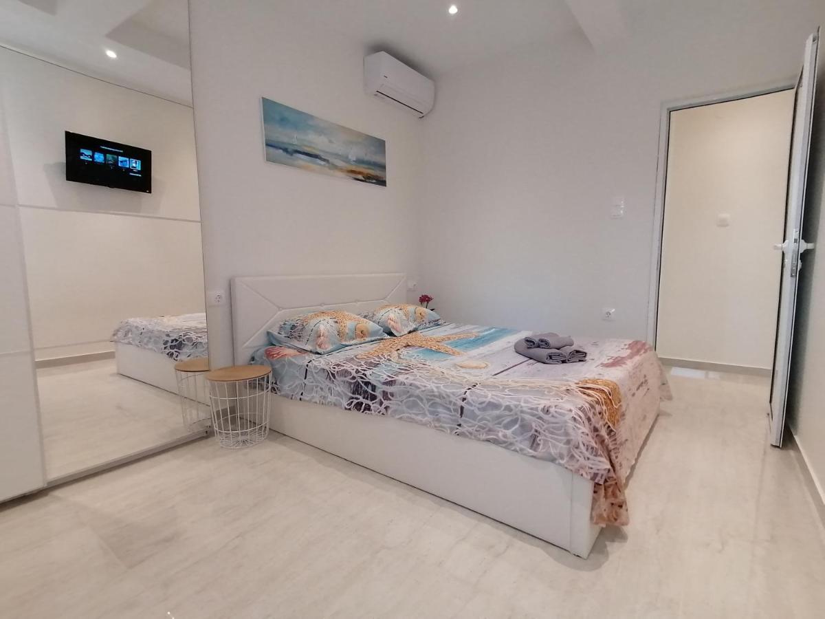 Sea Pleasure Apartment Peraia  Bagian luar foto